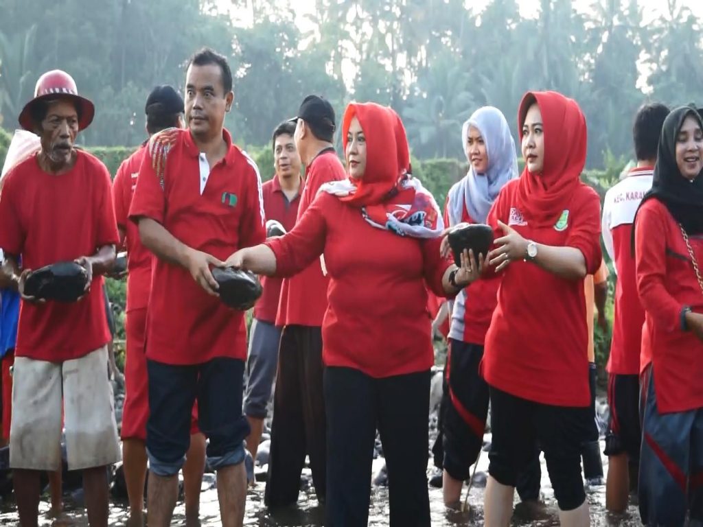 Bupati Datang, Warga Jambudesa Bakal Miliki Bendung Irigasi