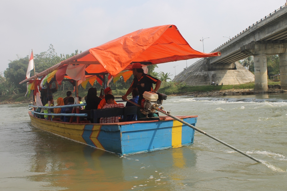 Wisata Susur Sungai Klawing