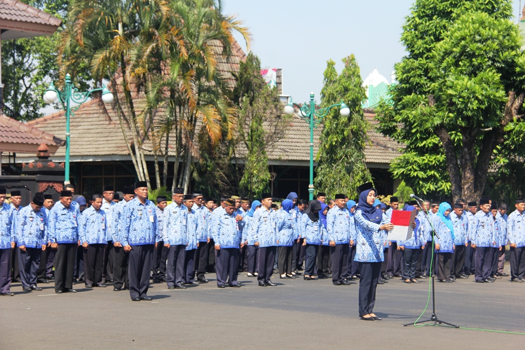 Peringati Hari Otonomi Daerah ke 21, Daerah Diminta Tingkatkan Kinerja Layanan Publik