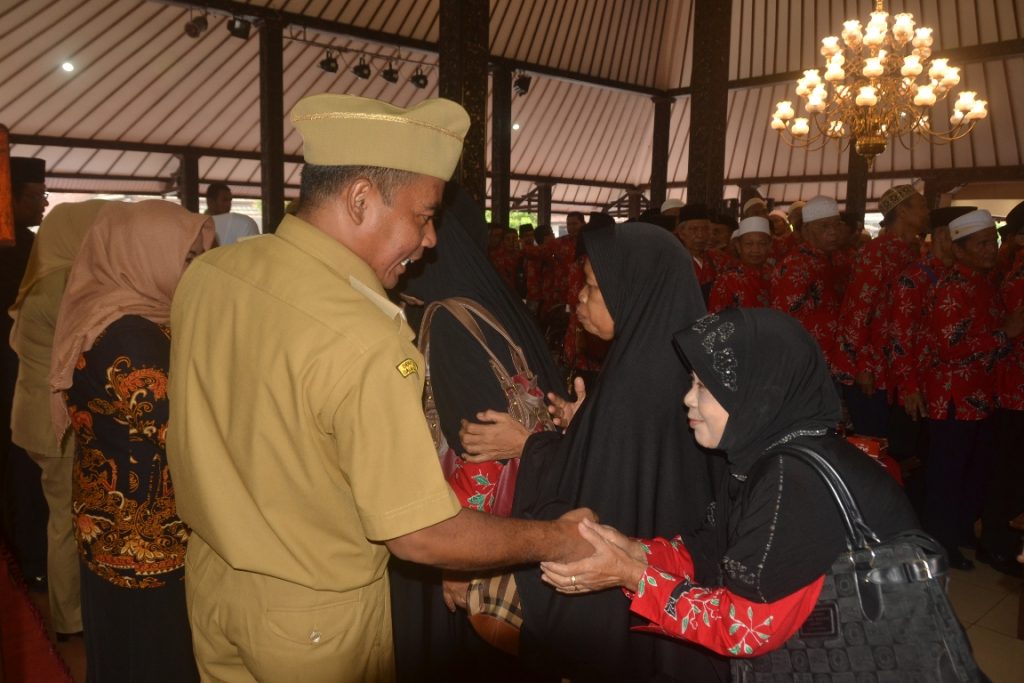 Bandara Jadi, Jamaah Haji Purbalingga Gunakan Perjalanan Udara