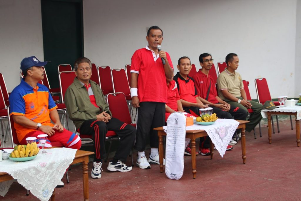 Bupati Buka Turnamen Badminton Hari Kesehatan Nasional