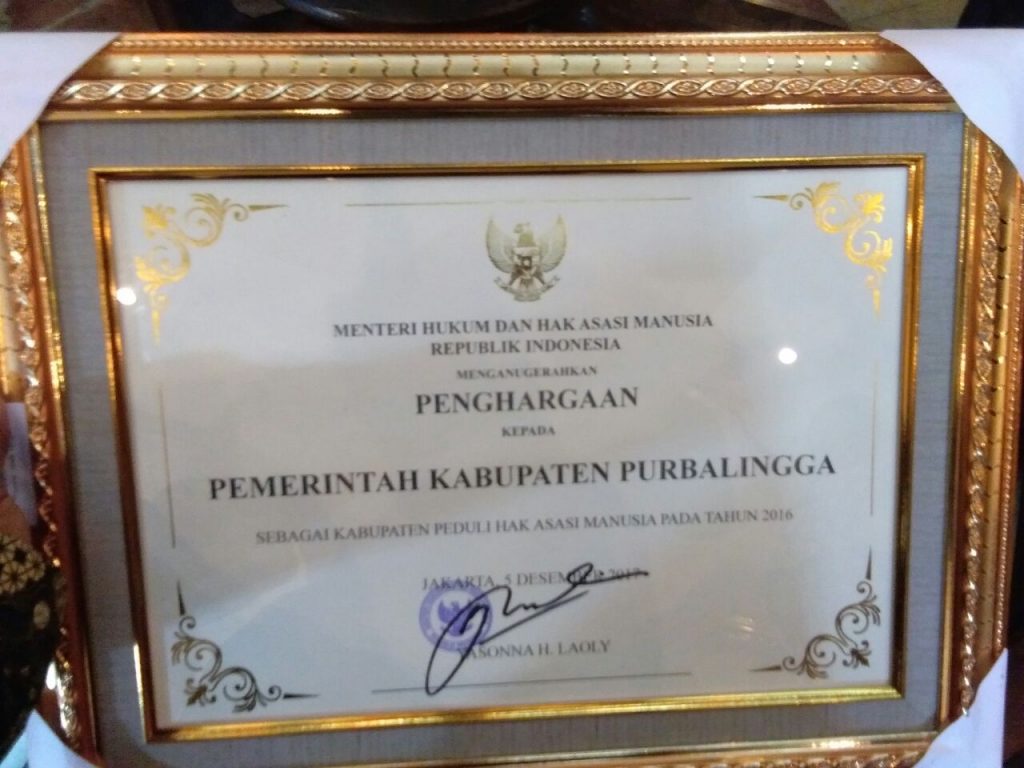 Purbalingga Terima Penghargaan Kabupaten Peduli HAM