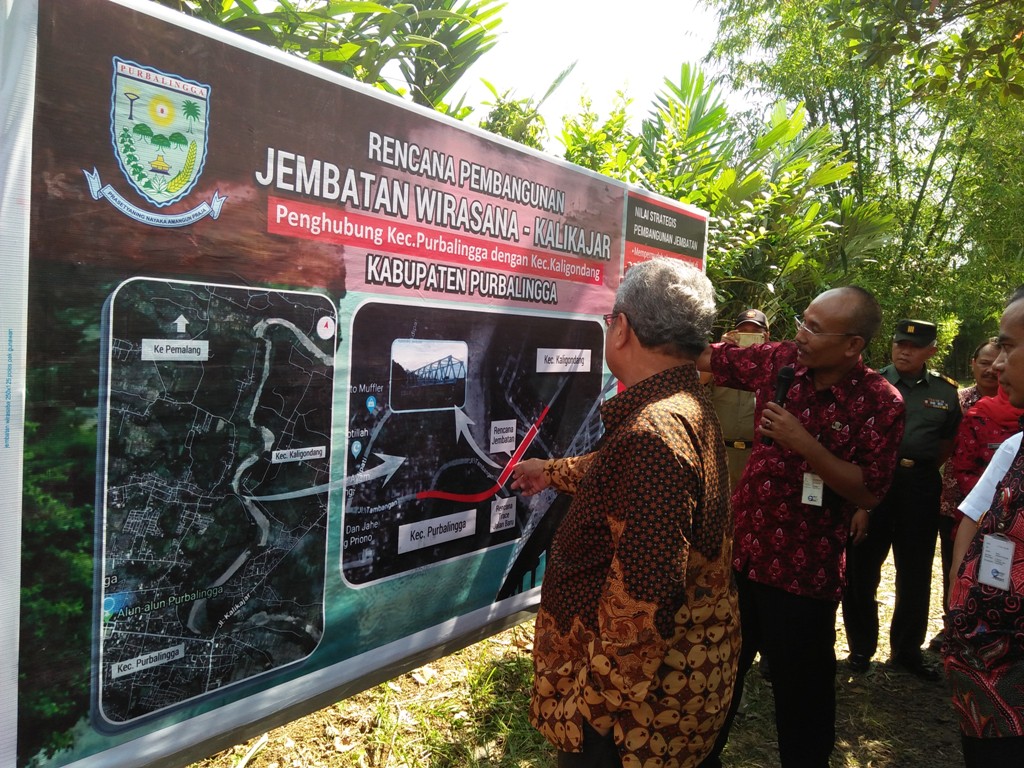 Plt Gubernur Jateng Tinjau Lokasi Pembangunan Jembatan Wirasana – Kalikajar