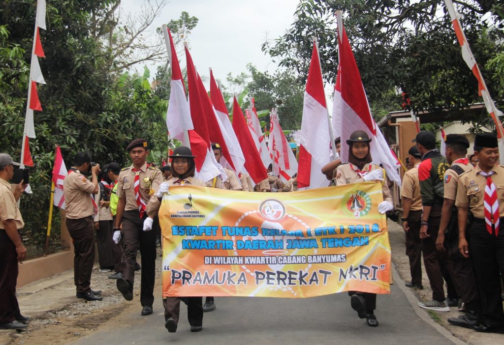 Plt. Bupati Pembina Upacara Timbang Terima ETK Tahun 2018 Dari Kwarcab Banyumas