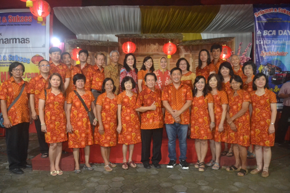 Menikmati Lontong Cap Go Meh hingga Nyanyi Lagu Mandarin