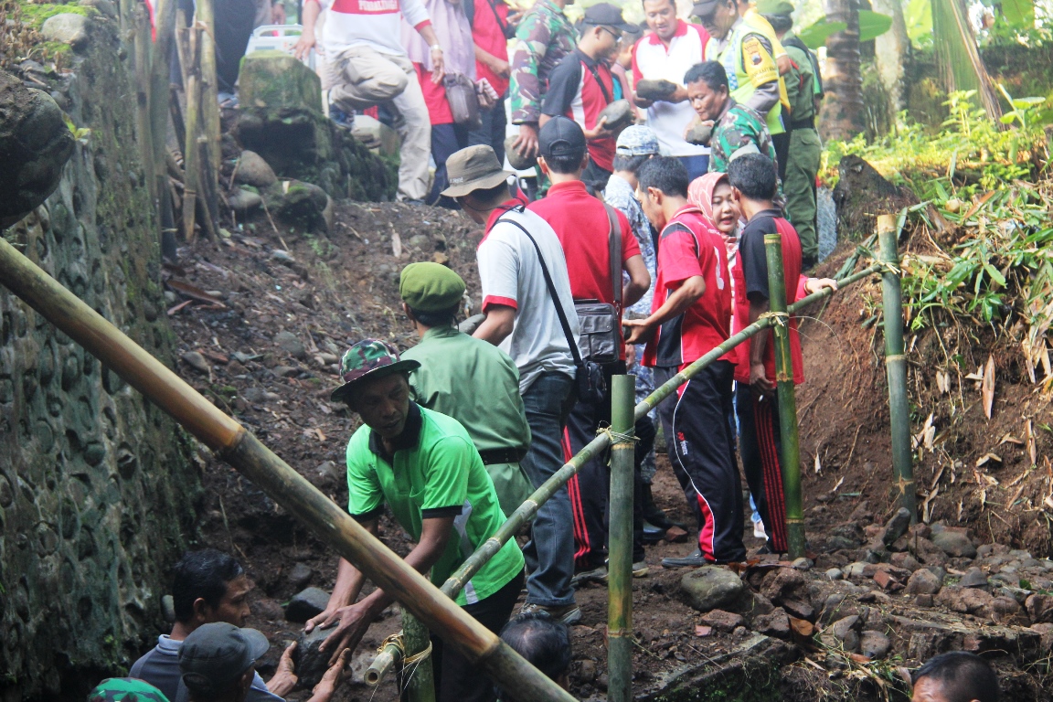 Pemdes Kasih Anggarkan Rp 400 Juta Bangun Kembali Jembatan Kali Branjang