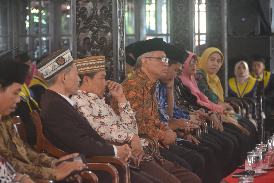 Bupati : Wisuda Bukan Perpisahan Tapi Langkah Awal