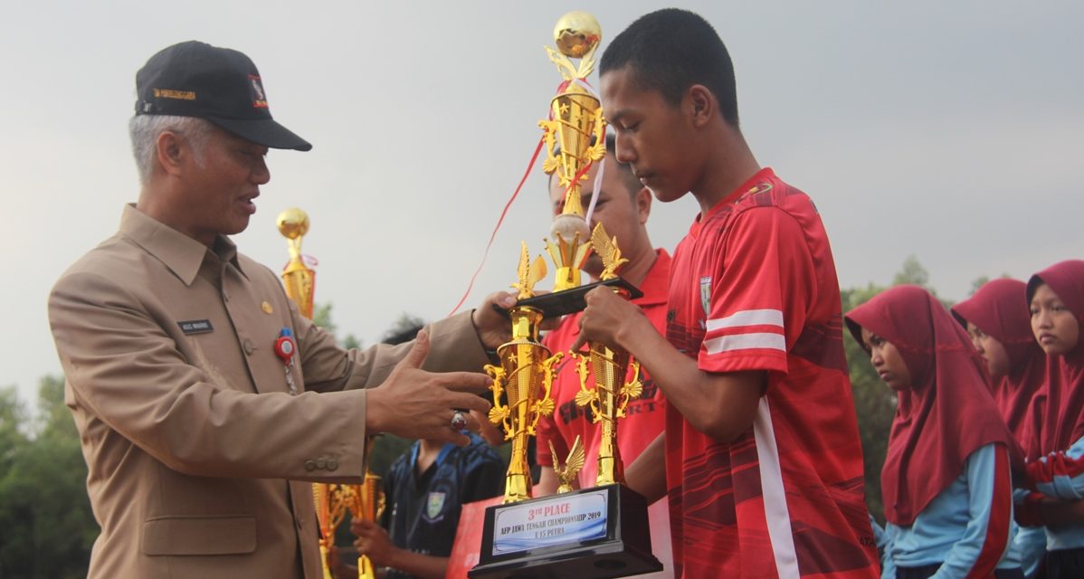 Turnamen Sepakbola Putra Piala Bupati Digelar 2 Minggu