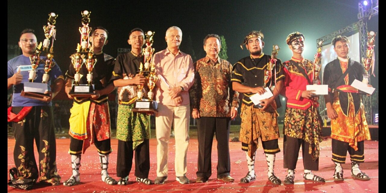 Nilai Tertinggi, Grup Lakone Padamara Raih Juara Festival Kenthongan