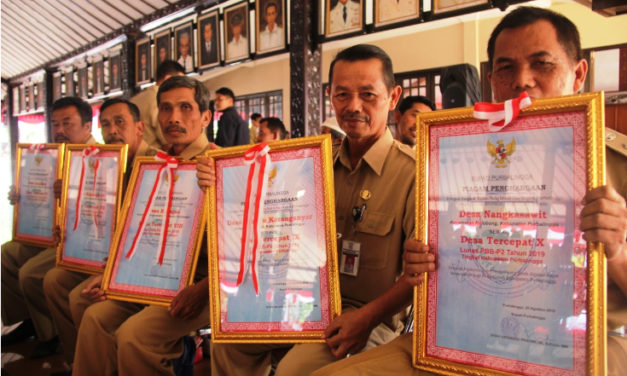 Tercepat Lunasi Pajak, 10 Desa Raih Penghargaan