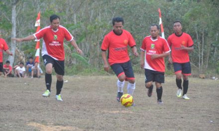 Laga Persahabatan, Datang Tidak Membawa Tangan Kosong