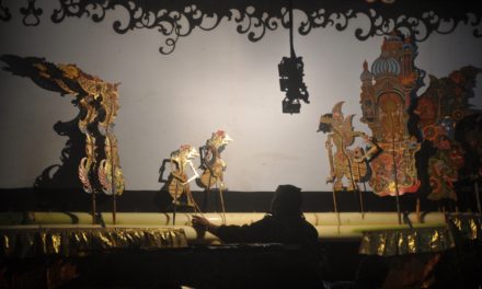 Bupati Hadiri 2 Pagelaran Wayang Kulit