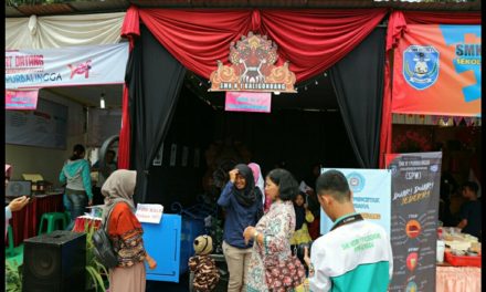 Gerobak Sampah dan Rak Sepatu, Jadi Produk Unggulan SMK N 1 Kaligondang