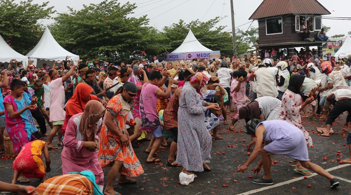 Warga Serang Terlibat “Perang”