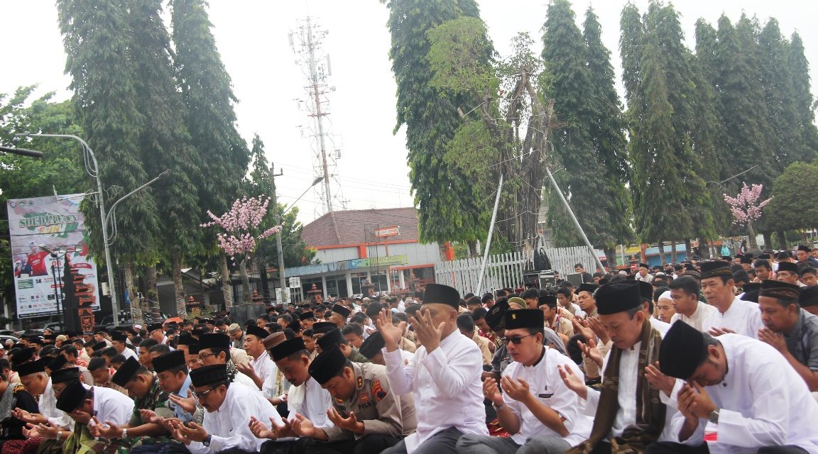 Ikhtiar Segera Diturunkan Hujan, Pemkab Purbalingga Laksanakan Shalat Istisqa