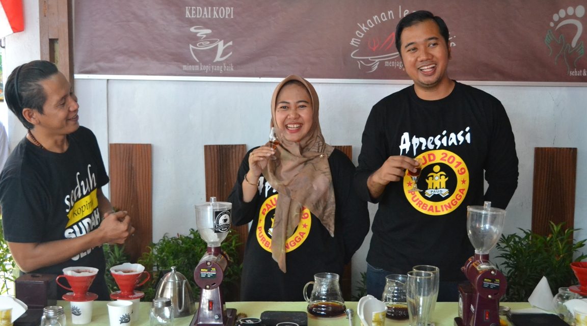 54 Barista Ikuti Lomba Seduh Kopi V60