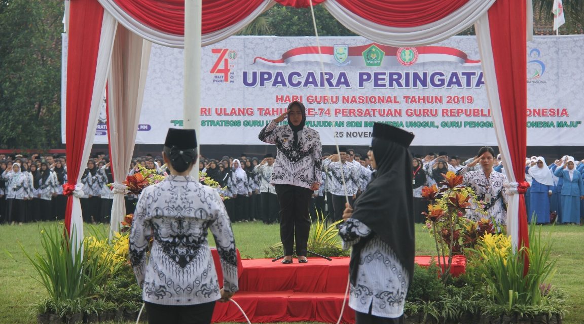 Peringatan Hari Guru Nasional, 399 Buku Diluncurkan