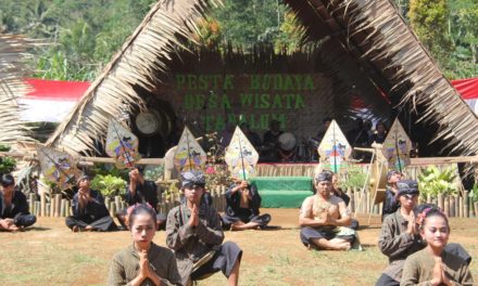 Bupati Launching Sendra Tari Babad Tanalum