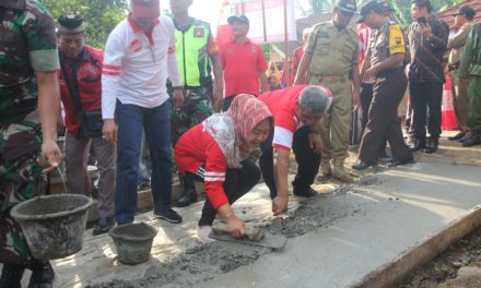 Desa Sindang bangun Rabat Beton Dan Masjid