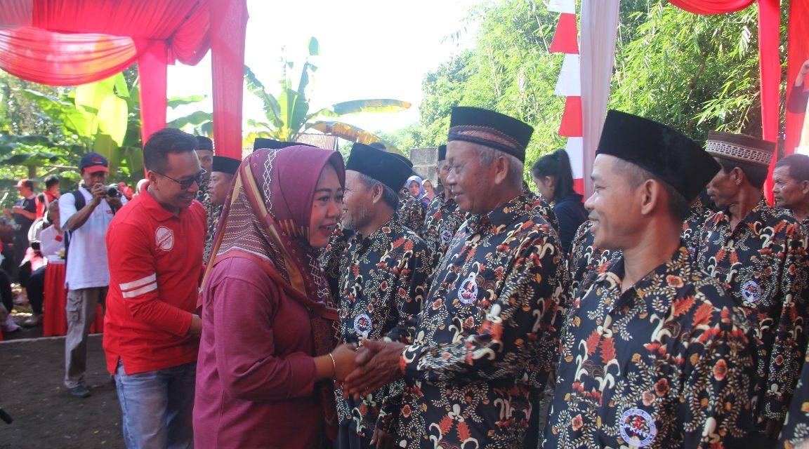 Bupati Rehab Dua Rumah Di Kutasari