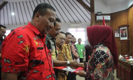 Bupati Tegaskan Awal Tahun Bukan Waktunya “Leyeh-Leyeh”