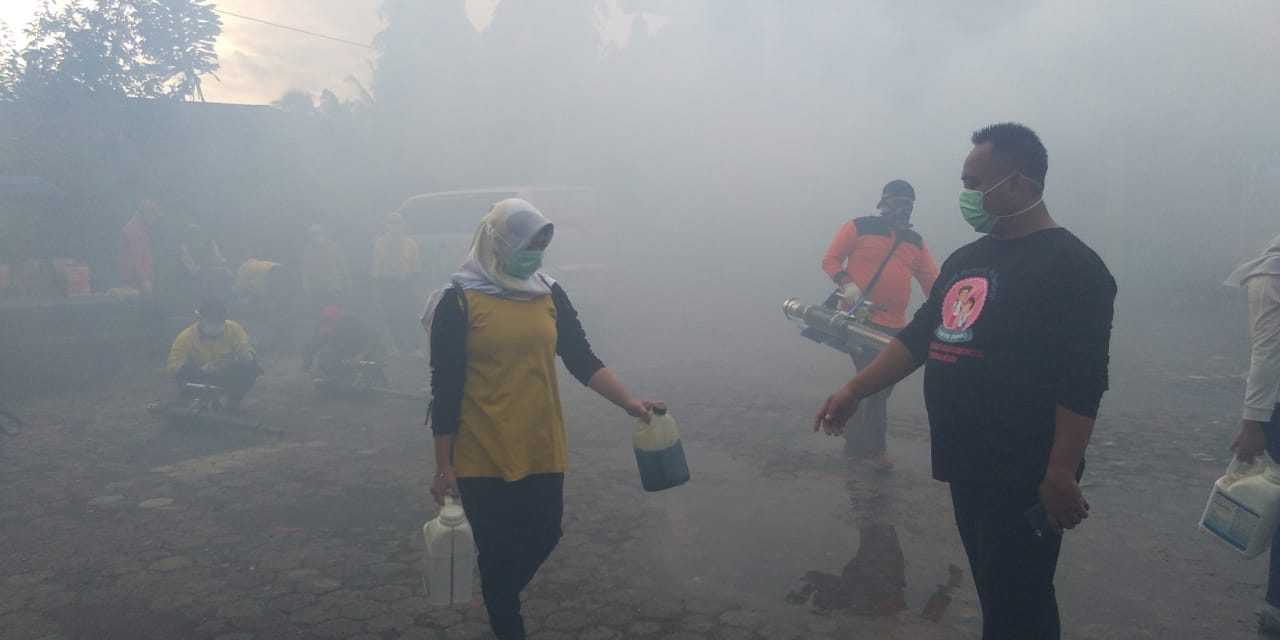 Jumpai 3 Kasus DBD, Desa Baleraksa di Fogging