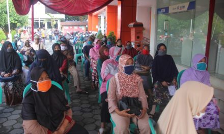 Bantuan Sosial Tunai Cair Mulai Hari ini