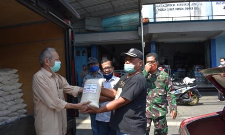 Dewi Group Kembali Salurkan Bantuan 500 Paket Beras