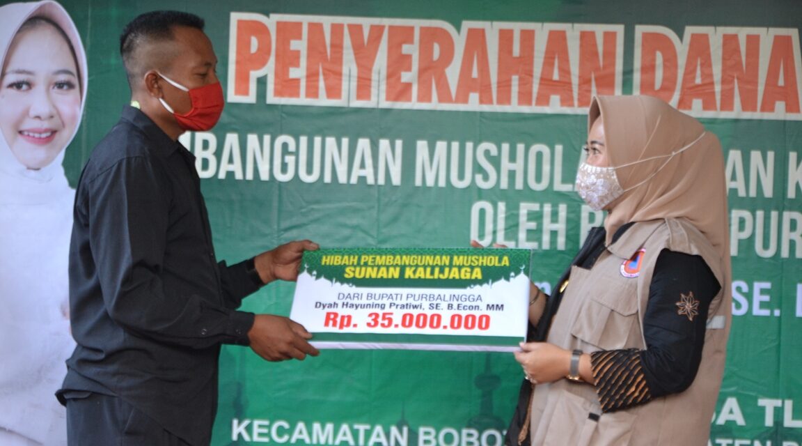 Bupati Realisasikan Bantuan Hibah ke Mushola Sunan Kalijaga