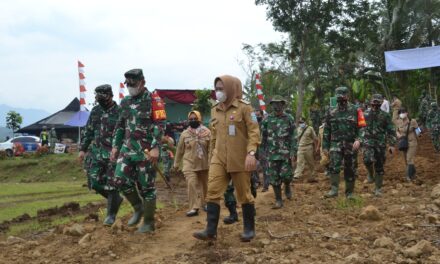 TMMD Ke-110 Bangun Jalan Baru Penghubung Tumanggal -Tegalpingen