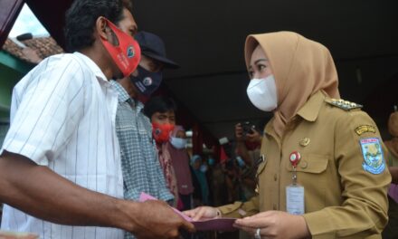 Bupati : Empati Masyarakat Lebih Penting Daripada Membentuk Satgas dan Posko