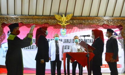 Herni Sulasti Resmi Jadi Sekda Purbalingga, Ini Pesan Bupati