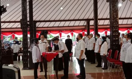 160 Pejabat Fungsional Terlantik Diharapkan Tingkatkan Kinerja