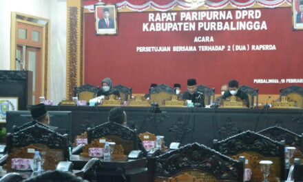 Eksekutif – Legislatif Setujui 2 Raperda Tentang Retribusi Menjadi Perda