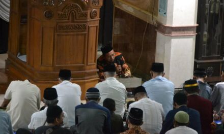 Cinta Agama Harus Diimbangi dengan Cinta Tanah Air