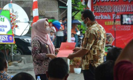 Rest Area Karangduren Dimanfaatkan Untuk Pasar Rakyat Berkah Ramadhan