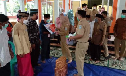 Bupati Akan Bantu Ruang Serba Guna Masjid Uswatun Khasanah Sidanegara