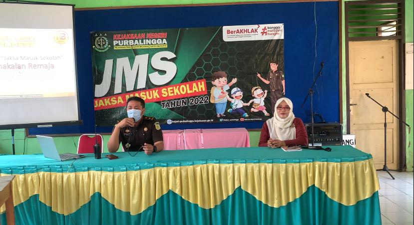 Jaksa Masuk Sekolah Di SMP Negeri 3 Kalimanah