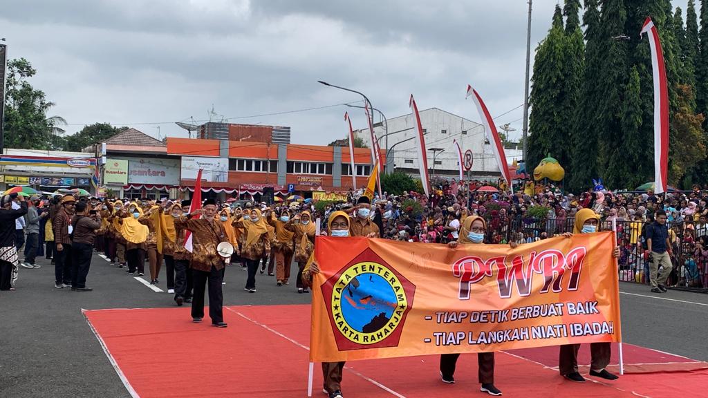 Pawai Kebangsaan Kabupaten Purbalingga Berlangsung Meriah