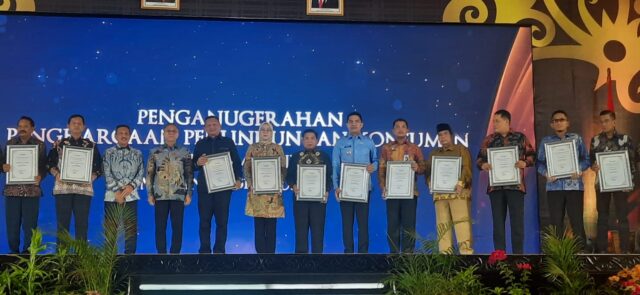 PURBALINGGA RAIH ANUGERAH DAERAH TERTIB UKUR