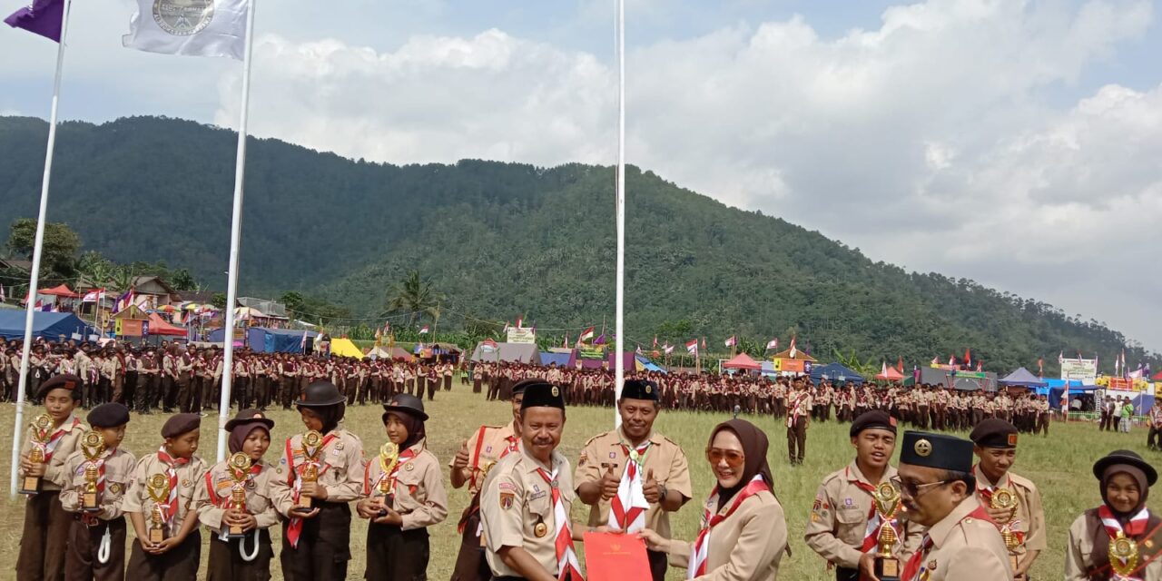 Pramuka Jadikan Generasi Berkarakter