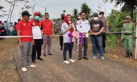 Jauh Dari Kota Tak Halangi Danasari Berprestasi