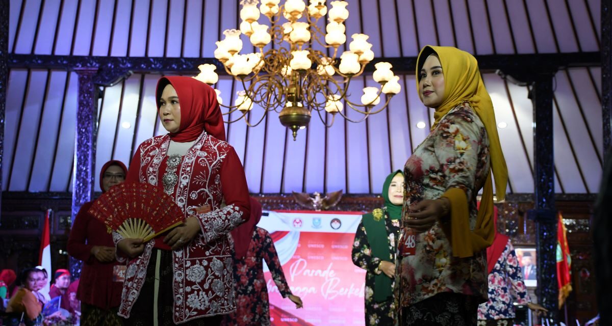 Event Parade Purbalingga Berkebaya, Bentuk Dukungan Kebaya Goes To Unesco