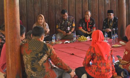 Bupati Tiwi Ajak Pemdes Sinergi Atasi Stunting