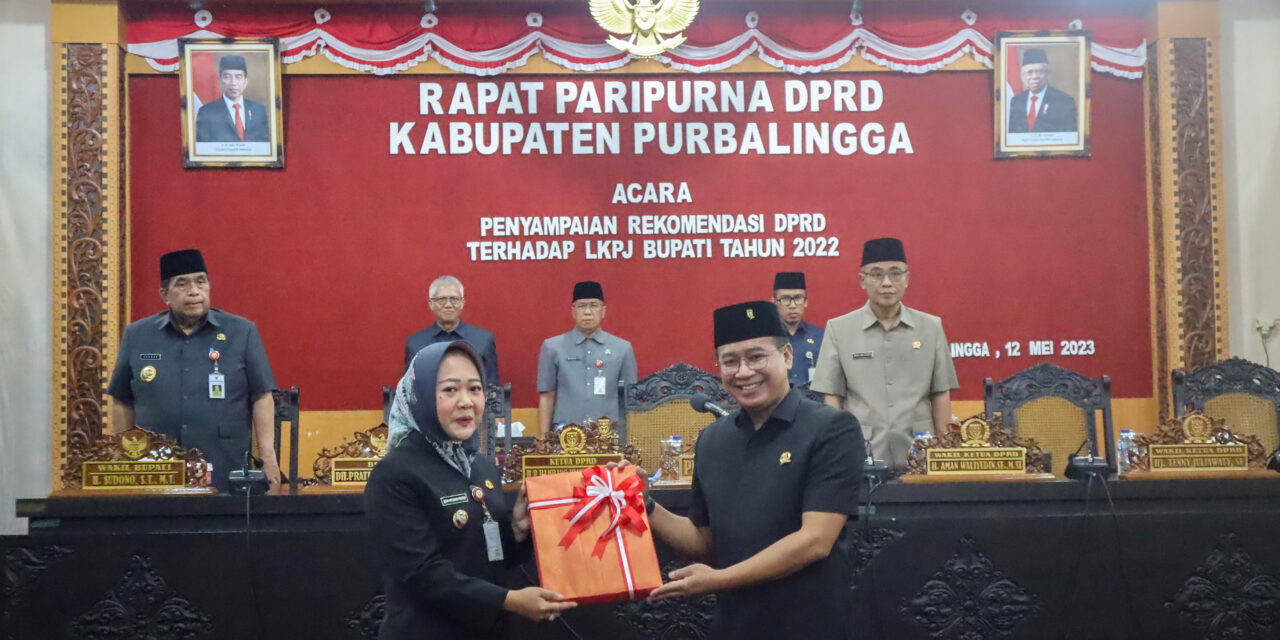 Rekomendasi DPRD Terhadap LKPJ Bupati Purbalingga Tahun 2022 Resmi Diserahkan