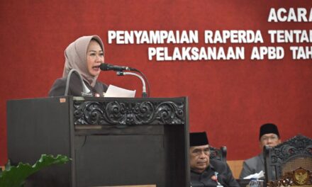 Bupati Serahkan Raperda Pertanggungjawaban APBD TA 2022, Pelampauan Pendapatan Mencapai Rp. 2,3 miliar