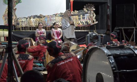 Ruwat Bumi di Banjarkerta, Bupati Tiwi Dukung Pengembangan Gelanggang Hobi