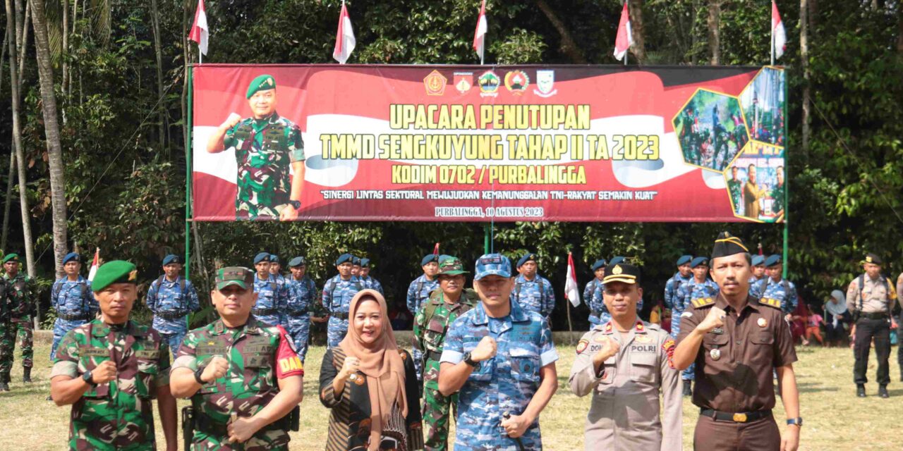 Gotong Royong Warga Desa Karangasem, TNI Dan Pemda Purbalingga Buka Akses Jalan Ke Desa Adiarsa