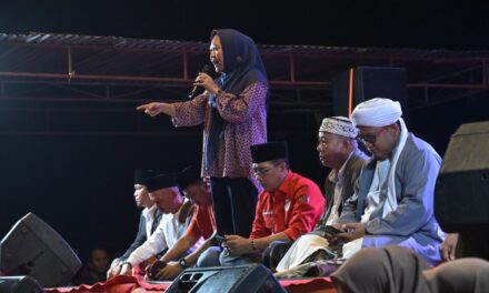 Banjaran Bersholawat, Bupati Tiwi Ajak Utamakan Persatuan