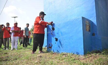 Gebrak di Karangcegak, Bupati dan Wakil Bupati Resmikan Sarpras Air Bersih